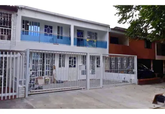 Venta Casa En Barrio El Refugio