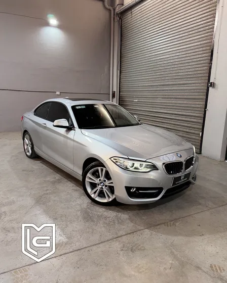 Bmw Serie 2 2.0 220i Sport Line 184cv