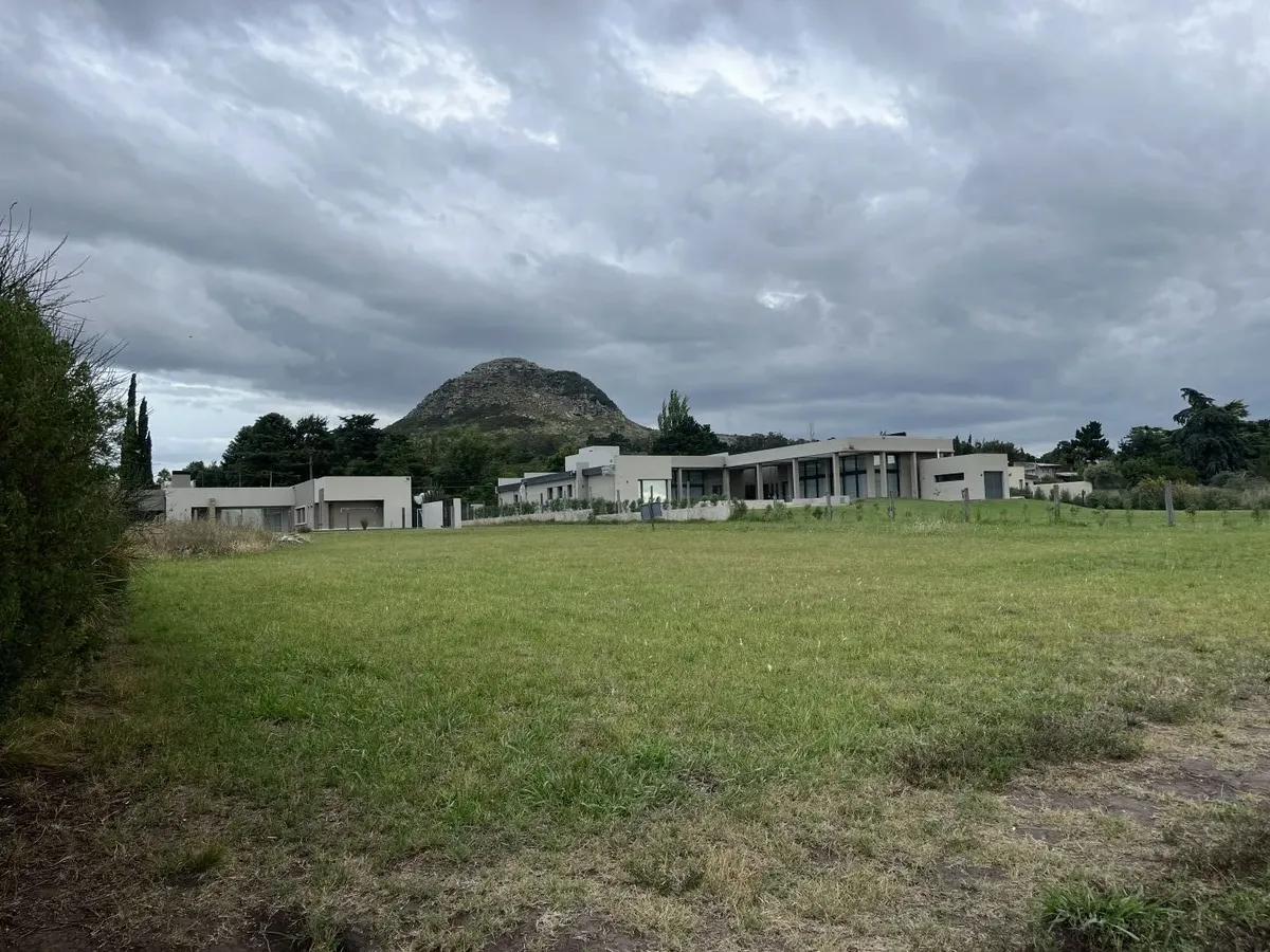 Lot for Sale in Balcarce