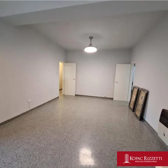Cofico (san Martin 1349) - Venta Departamento 4 Dormitorios
