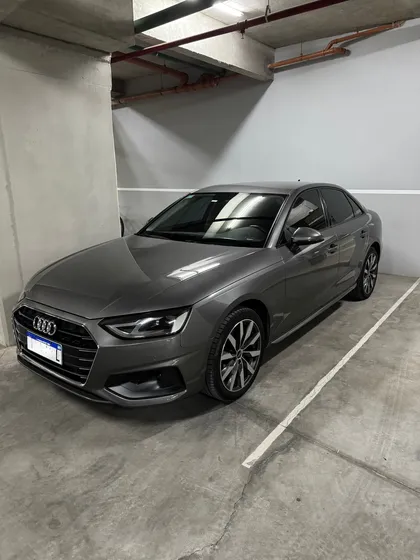 Audi A4 2.0 40 Tfsi Front