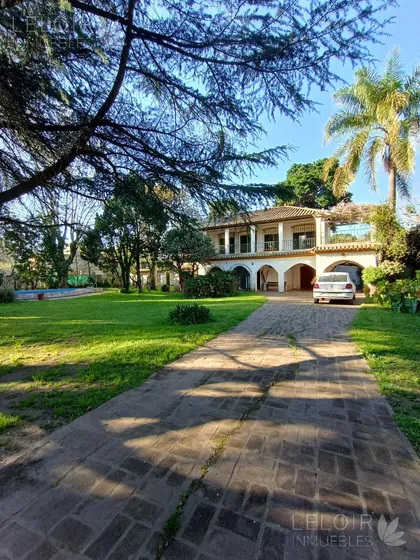 Casa En Venta 6 Amb En Parque Leloir