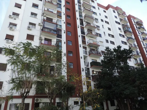 Wilde, 3 Amb, Con Balcon, M/bueno, Apto Crédito.  Escritura Y Posesion Inmediata