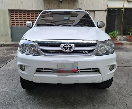 Toyota Fortuner 4x4