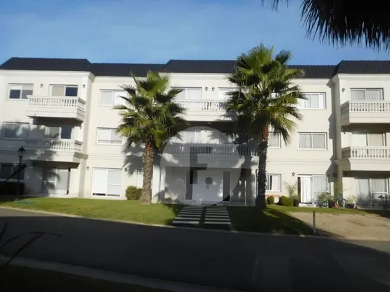 Flores Prop. Vende Duplex En Palmas Del Sol - Pilar