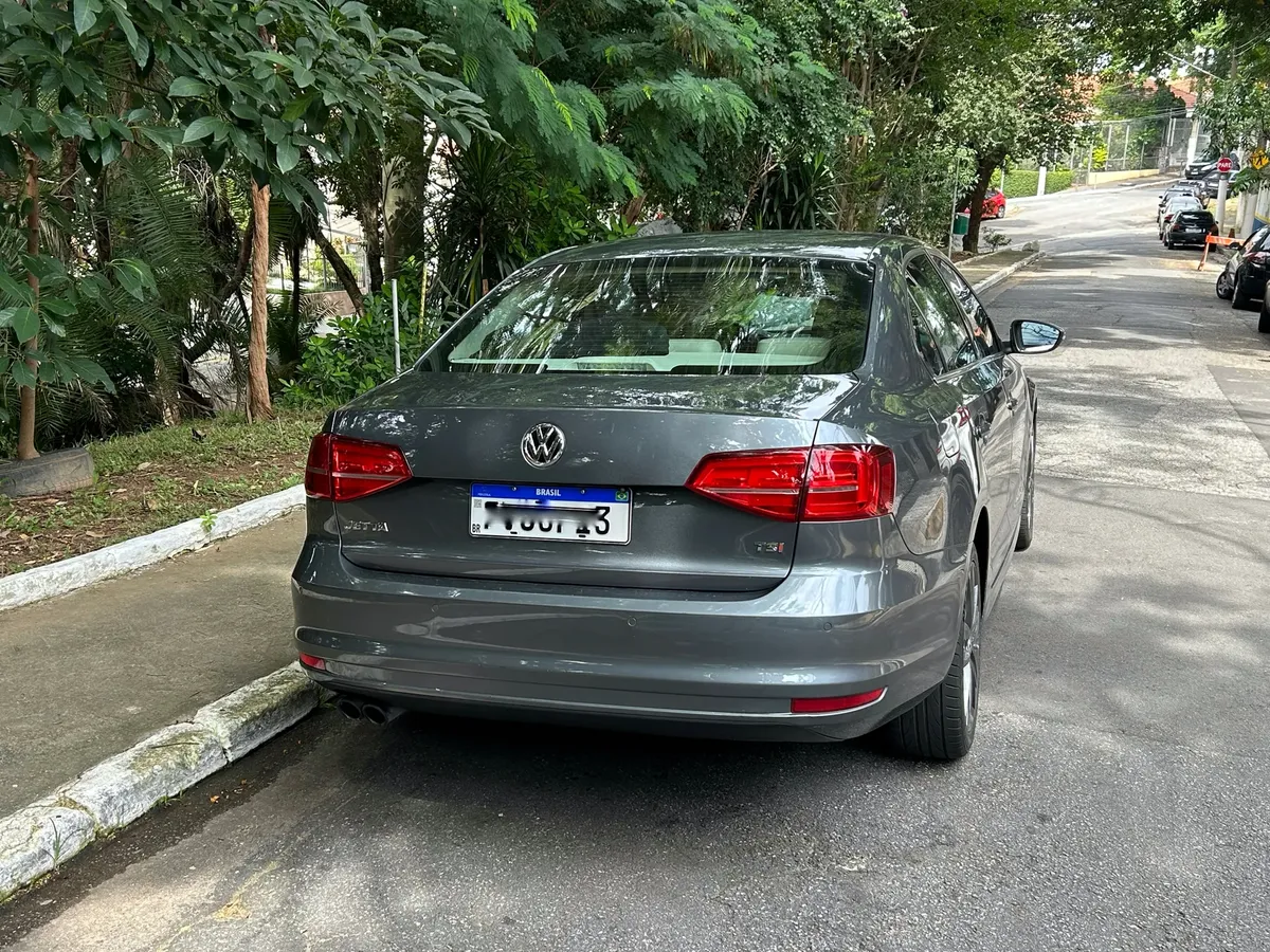 Volkswagen Jetta 2015 2.0 Tsi Highline 4p — foto 3