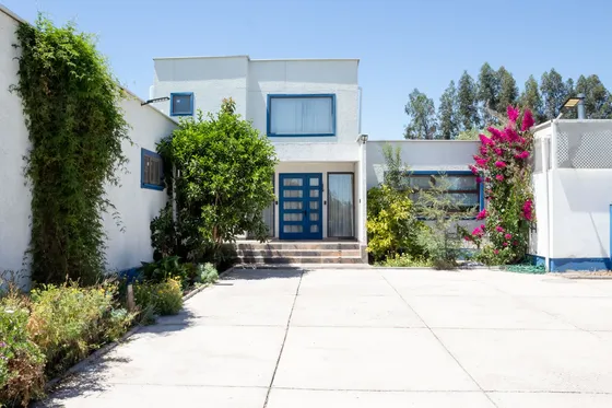 Precio Remate Parcela Con Casa Condominio Consolidado