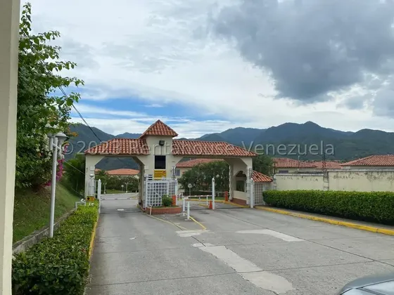 Casa En Venta - Guatire - Deigmarys Gil - Mls 24-28510