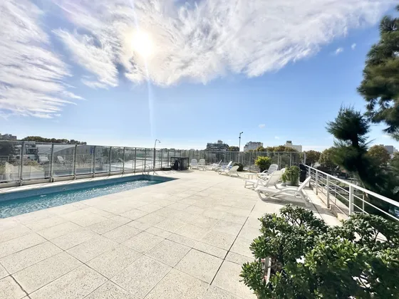 Venta De Hermoso Duplex En Versalles 