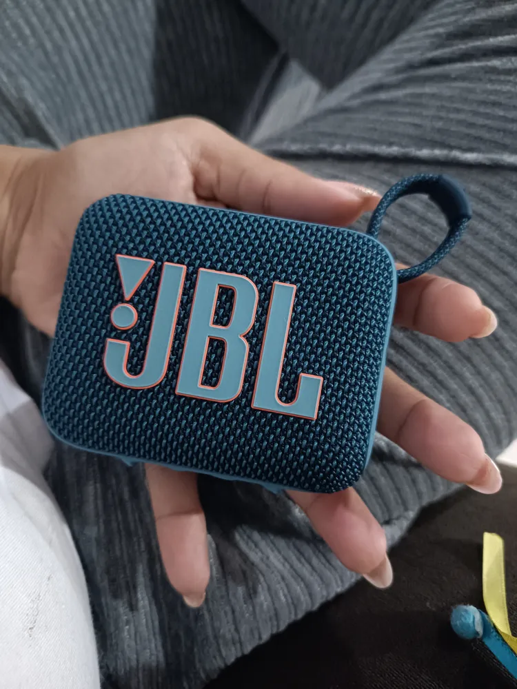 Caixa De Som Bluetooth Portátil Go 4 Jbl Cor Branca - Imagem 3
