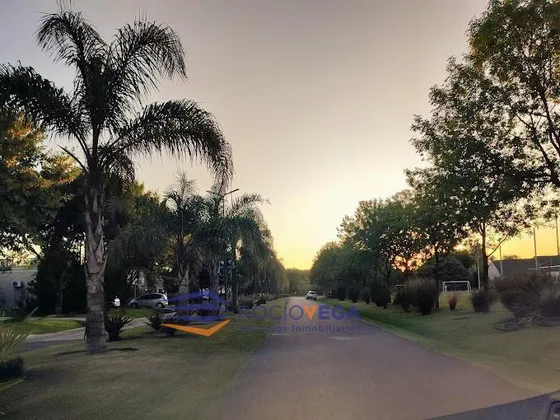 Lote En Venta En Barrio Cerrado Santa Ana,moreno