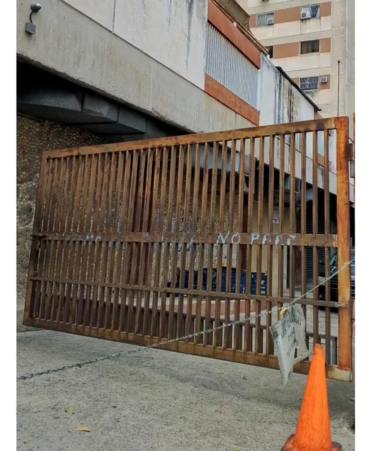 Se Alquila Galpón 500m2 Los Ruices 5254