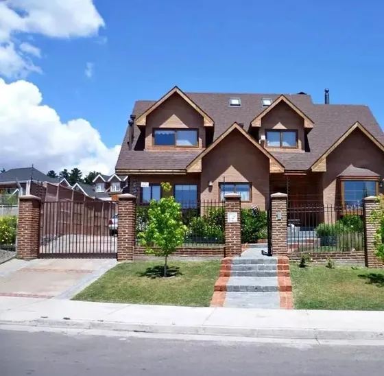 Exclusiva Casa En Lomas De Montemar, Concón