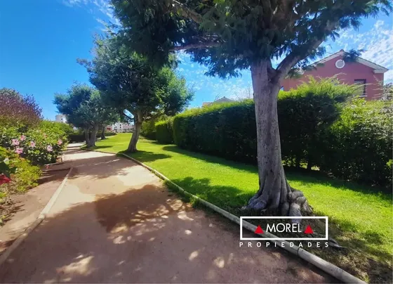 Casa En Venta En Punta Puyai