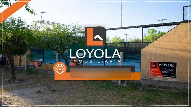 Tres Canchas De Pádel En Villa De Merlo / Permuta Por Campo