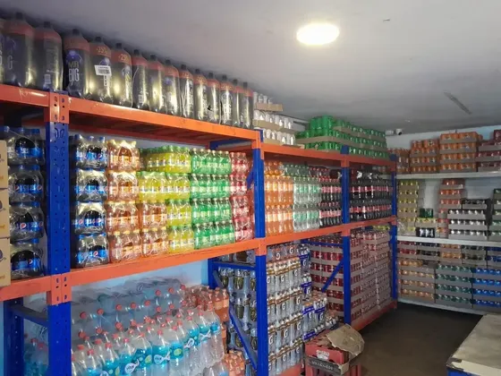 Arrendamos Local Comercial En Avenida Pricipal