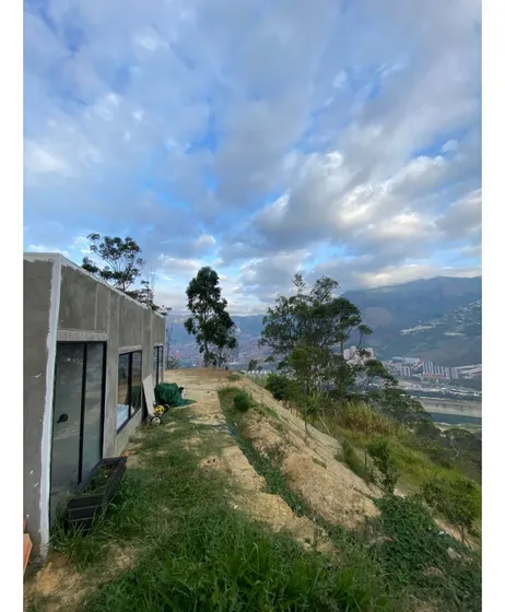 Excelente Vista Rodeado De Campo Muy Cercano A Medellin