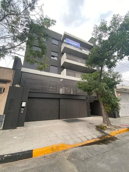 Departamento En Venta En Liniers