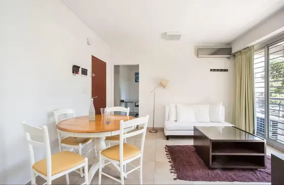 Amplio 2 Amb A Una Cuadra De Av. Libertador ! Suite Y Vestidor - Luminoso Y En Excelente Estado!