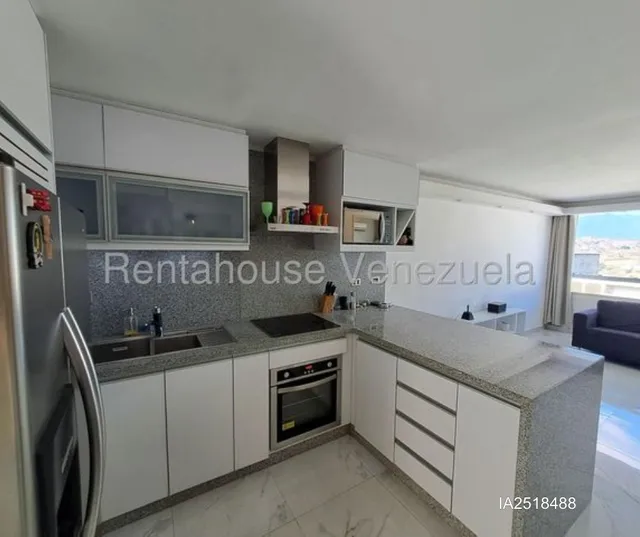 El Encantado, Humboldt ¡descubre Tu Nuevo Hogar! Hermoso Apartamento En Alquiler Con Vista A La Montaña: Tranquilidad, Comodidad Y Espacios Cautivantes Esperan Por Ti, ¡listo Para Recibir Tu Equipaje!