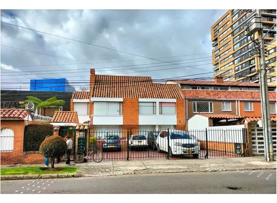 Hermoso Apartamento Con Altillo Cedritos 