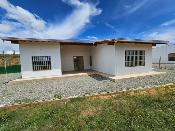 Hermosa Finca En Santa Elena
