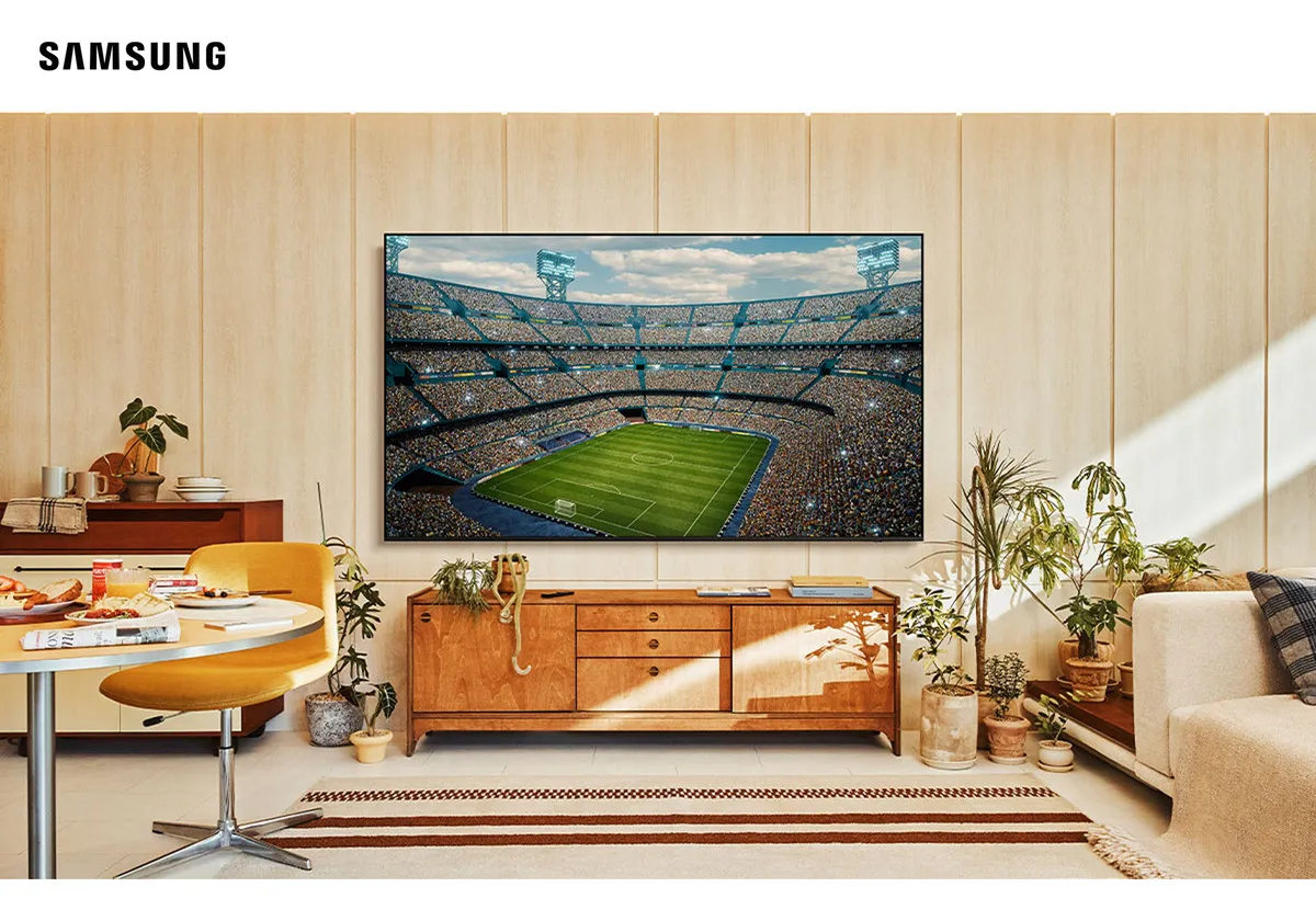 Smart Tv Un55u8100fgxzd Crystal 55 4k Preto Samsung Bivolt - Imagem 4