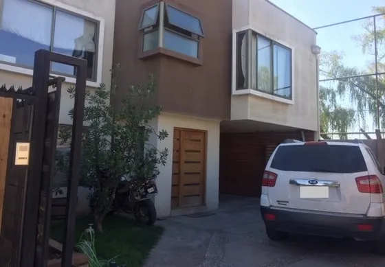 Remodelada, Sector Poniente De La Ciudad, Buena Conectividad