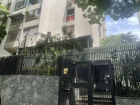 Venta De Apartamento En La Florida #25-4801