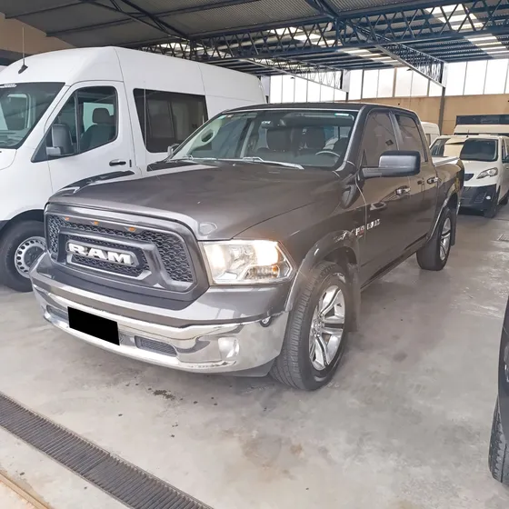 Ram 1500 5.7 Laramie Atx V8