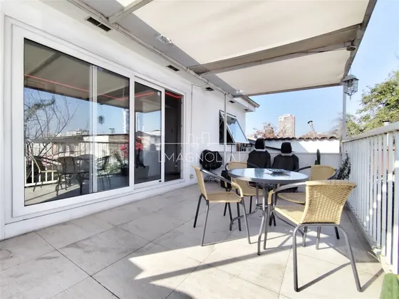 Casa En Venta De 6 Dorm. En Providencia