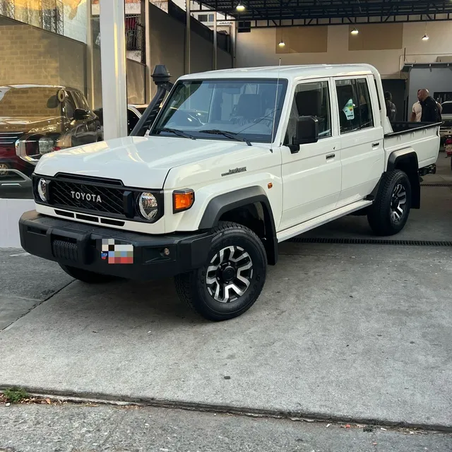 Toyota Hembrita Land Cruiser