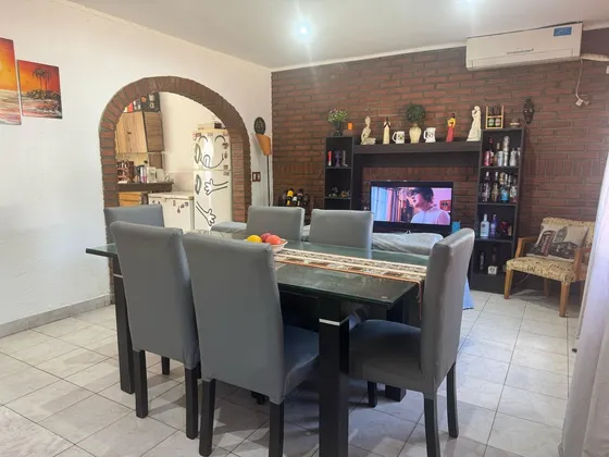 Venta Ph Al Frente. Independiente. 4 Amb C/patio