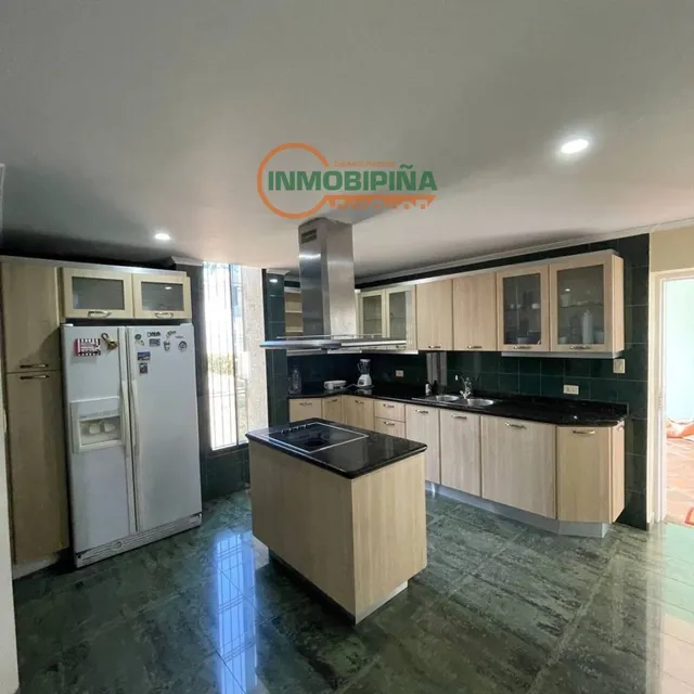 Inmobipiña Vende Casa Quinta En Urb Arivana, Puerto Ordaz, Estado Bolivar - Lp