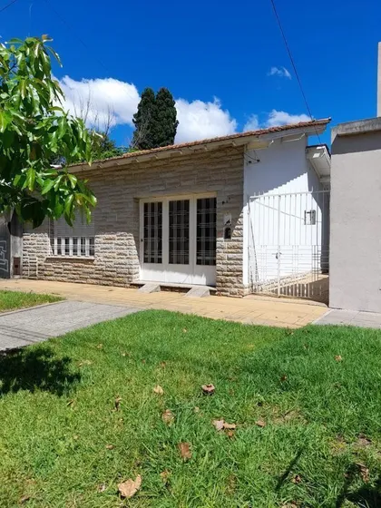 Casa  En Venta Ubicado En Turdera, Lomas De Zamora, G.b.a. Zona Sur