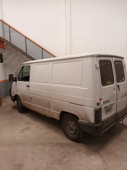 Renault Trafic Corto Nafta 1.4