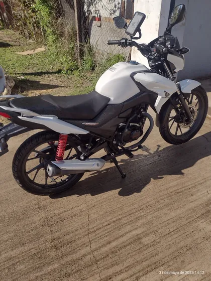 La Moto Está Impecable Se Usa Para Ir Y Venir Al Trabajo