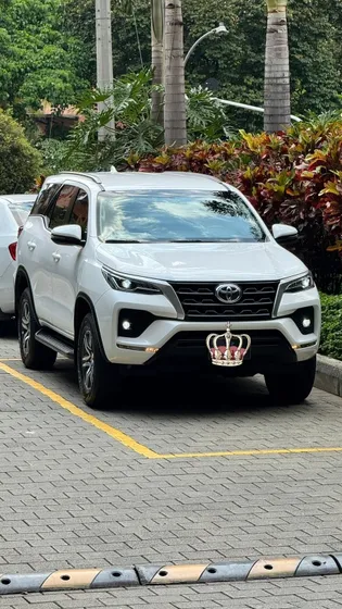 Toyota Fortuner 2.8l