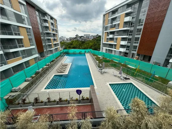 Se Vende Exclusivo Apartamento En La Avenida Centenario 
