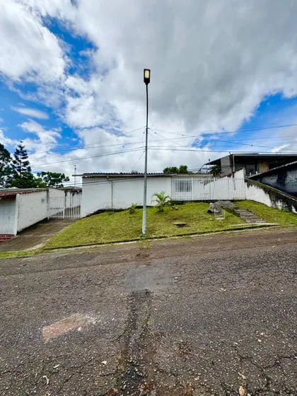 En Venta Casa Urbanización Monumental Pueblo Nuevo 
