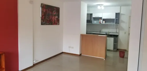 Monoambiente De Categoría En Alquiler  Almagro