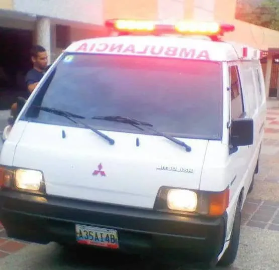  Alquiler Cama Clínica, Serv. De Ambulancia,cilindro De Oxíg