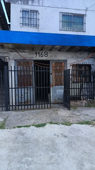 Local De 84m2 Ubicado En Isidro Casanova, Partido De La Matanza.