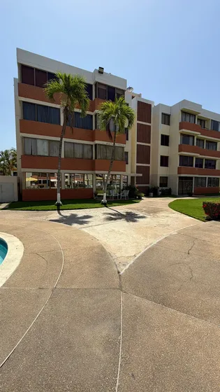 Residencias Pelícano Vende Lecheria 174 M2