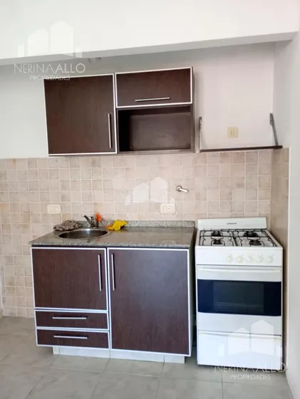 Alquiler Departamento En  Moron