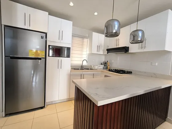 Vendo Apartamento Con 2 Parqueos En Proyecto Cerrado En Autopista De San Isidro