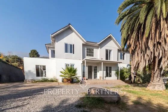 Gran Oportunidad: Casa En Remodelacion En Excelent...