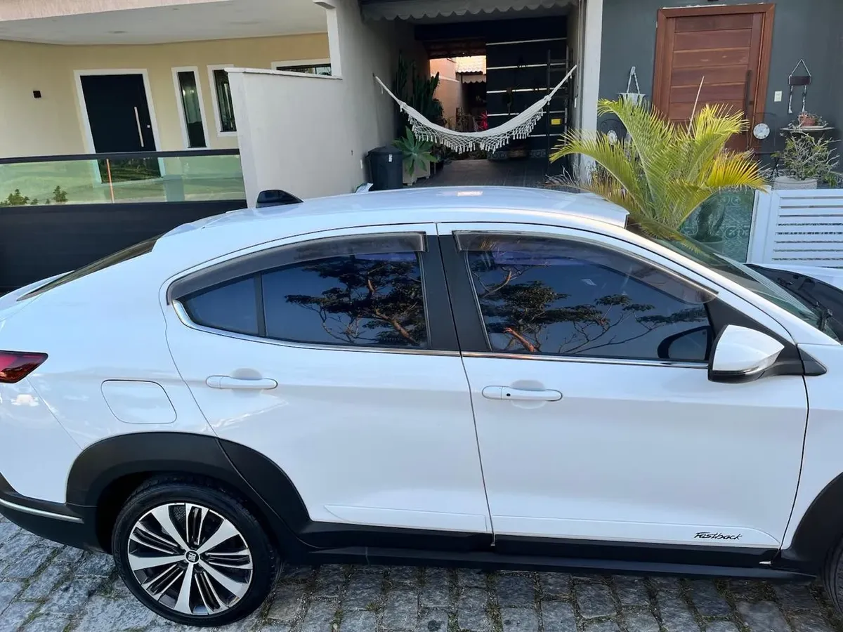 Fiat Fastback 2023 1.0 Audace Turbo 200 Flex Aut. 5p — foto 10