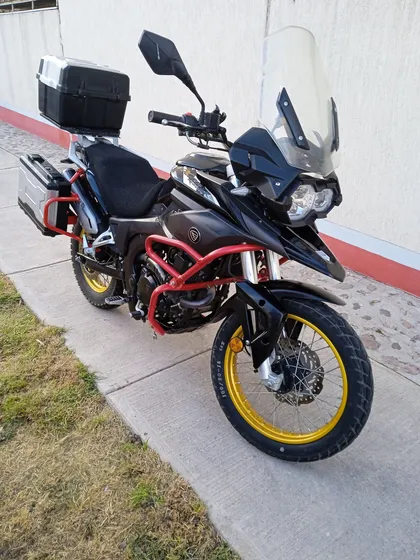 Moto Vx250 Adventure 2022. Único Dueño. Factura Original.