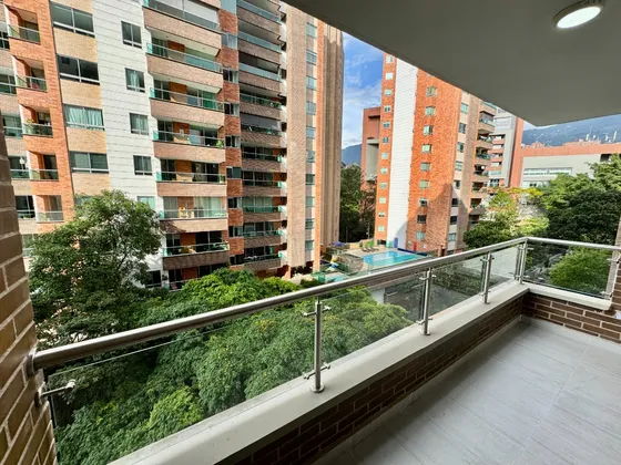 Apartamento De Lujo Nuevo En Envigado Zuñiga, 163 Mt2 - Con Dos Parqueaderos Sencillos